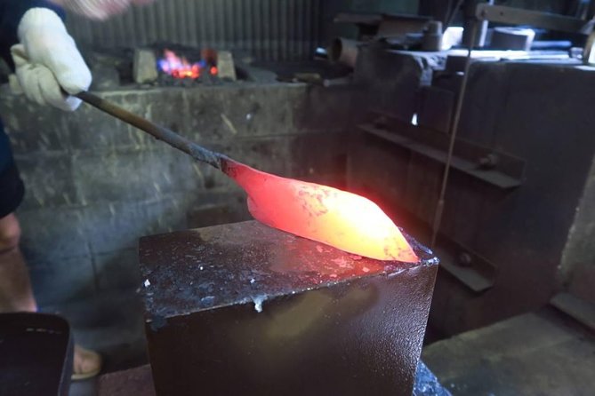 Make your own kitchen knife with a master blacksmith in Shimanto - Who should book this Japanese knife-making workshop