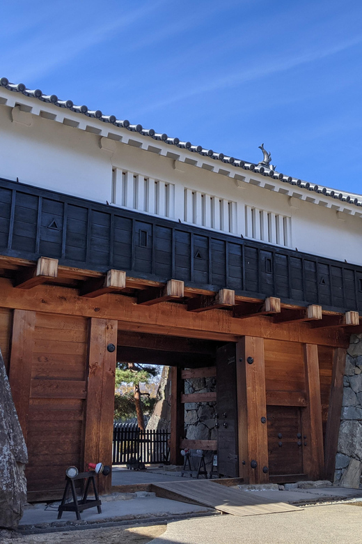 Matsumoto Castle Town Walking Tour - Entering Matsumoto Castle with a guided plan
