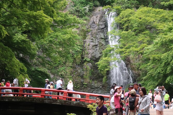 Minoh Waterfall and nature walk through the Minoh Park - Key things that make this Minoh Falls day work