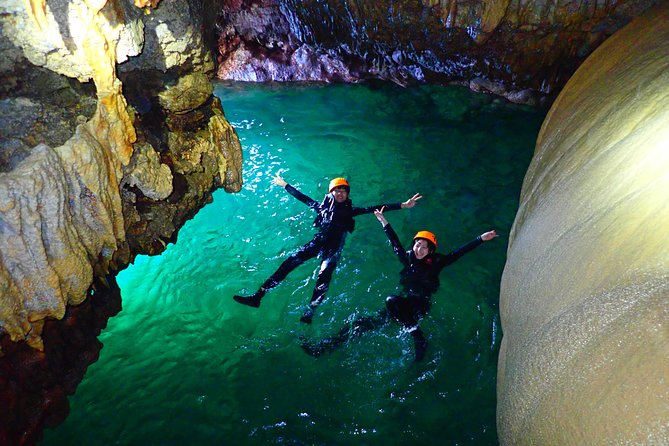 [Miyako Island / Half Day] Pumpkin Limestone Cave & Sea Kayaking - Caving route and the jump spot at the end