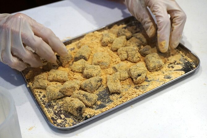 Mochi Sweets Making Class in Tokyo - The mochi workflow you will actually learn