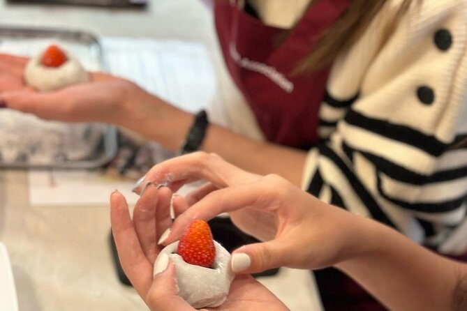 Mochi Sweets Making Class in Tokyo - Mochi-ice cream recipe: the part you can use later