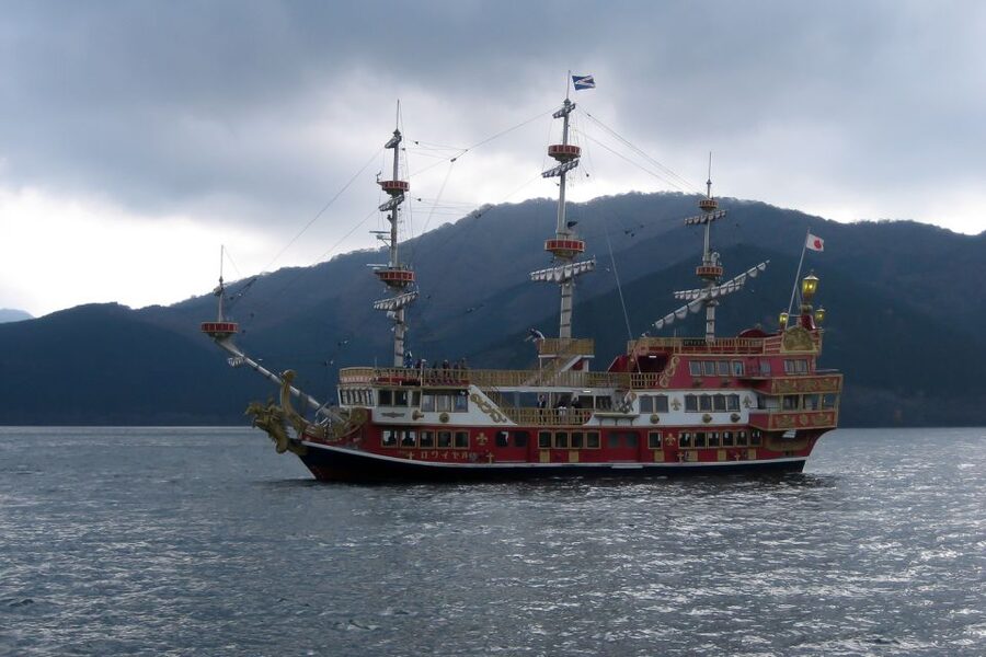 Mount Fuji: Full-Day Tour with Private Van - Private van to Mount Fuji and Hakone, why it works in one long day
