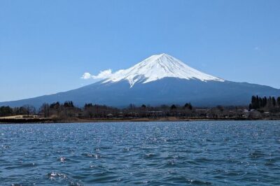 Mt. Fuji Day Trip from Tokyo with English Speaking Driver Guide