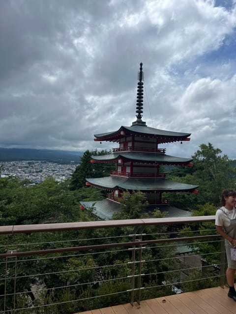 MT.Fuji: Mount Fuji Private day Tour With Guide - Oshino Hakkai ponds: eight views of Fuji’s snowmelt