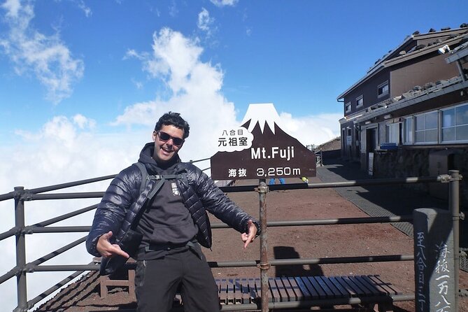 Mt Fuji Private Day Tour from Tokyo with English Speaking Driver - Oshino Hakkai: Traditional Ponds and a Slower Side of the Fuji Region