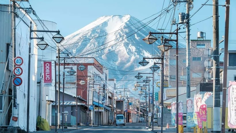 Mt Fuji Top 5 Spots Day Tour: Arakurayama Park,Oshino Hakkai - Oshino Hakkai: Springs, Village Walk, and Real Calm
