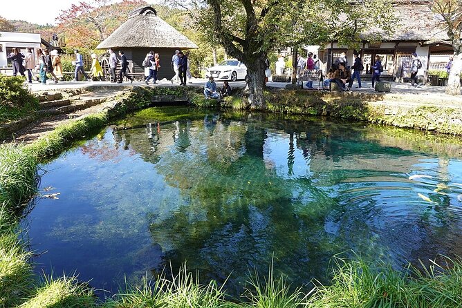 Mt. Fuji Tours with Kawaguchi Lake Ropeway View English Speaking - Oshino Hakkai: The Eight Spring Ponds at Fuji’s Foot