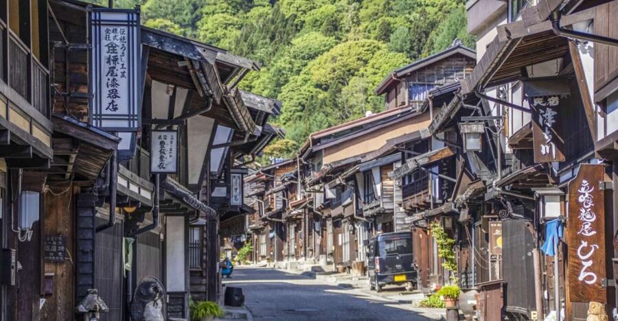 Nagano/Matsumoto: Matsumoto Castle and Narai-juku Day Trip - Matsumoto Castle and Narai-juku: Why This One-Day Route Works