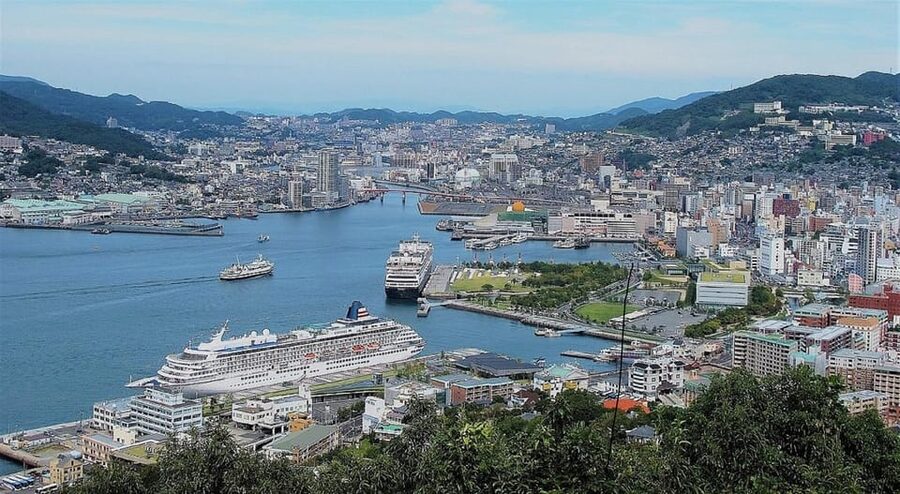 Nagasaki like a local: Private Guided Walking Tour - Typical Routes You Can Expect, From Bay Views to Shrine and Ropeway