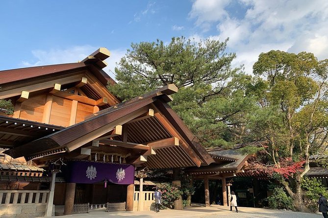 Nagoya Half-day Private Custom Tour with National Licensed Guide - Toyota Commemorative Museum and Industry Pride
