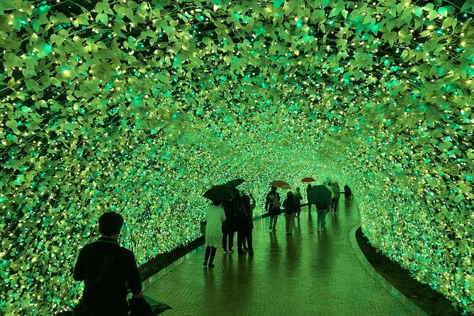 Nagoya : Private Nabana no Sato Tour : Illuminations & Shopping - Food and drink: plan your dinner like a local night out