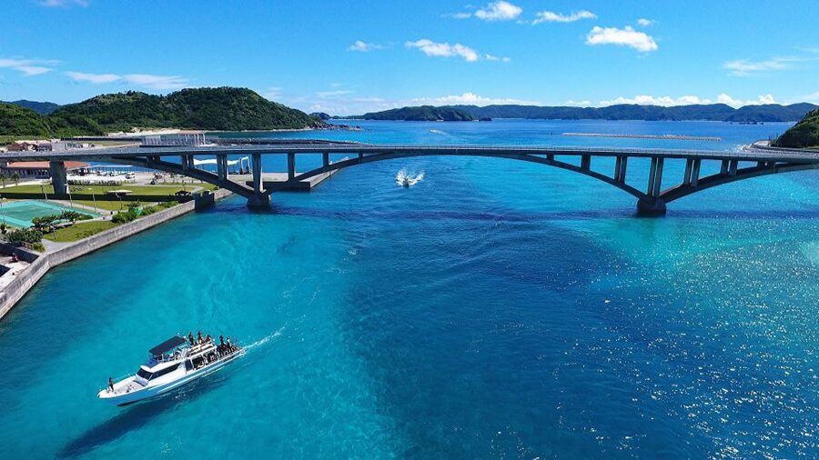 Naha, Okinawa: Kerama Islands Half-Day Whale Watching Tour - Pickup and getting to the port without stress