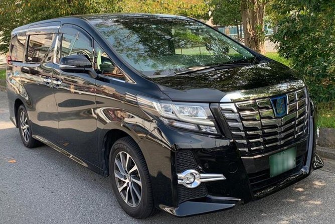 Narita Airport (NRT) Private Transfer to Central Tokyo - Finding your driver at NRT: name signs, pickup points, and real flight-delay handling