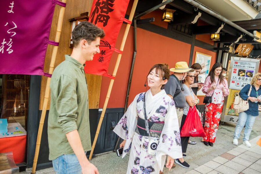 Night Walk in Gion: Kyoto's Geisha District - Key things that make this Gion night walk worth your time