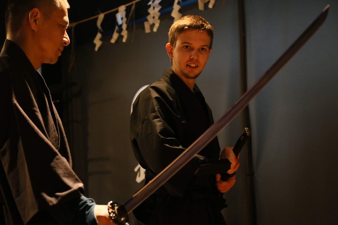 Ninja Samurai 2-hour hands-on lesson by Japanese master in Tokyo - Ninja Weapons Training: Stars, Blowgun Darts, and a Samurai-Style Focus