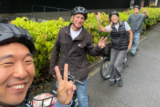 No. 1 E-Bike Tour for Up to 5 Guests in Kyoto with a Local! - Meeting Point at Clew, Plus the Hand-Sign Briefing