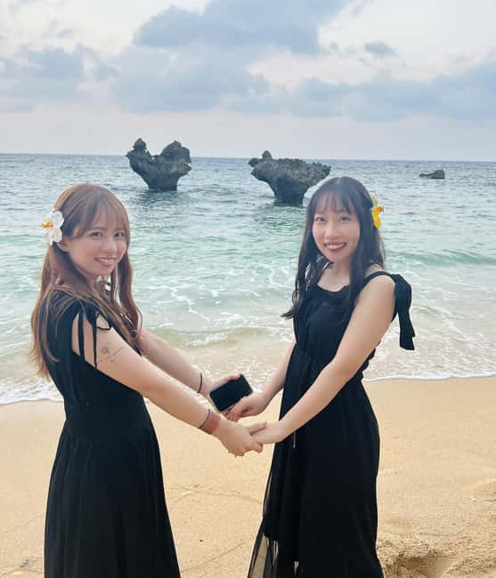 Okinawa Full Tour: Castle, Manza, Kouri, Aquarium & American - Okinawa Churaumi Aquarium: Kuroshio Sea Tank makes the day feel big