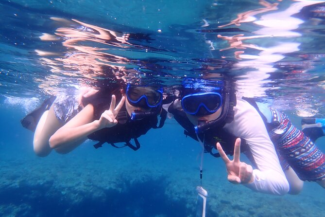Okinawa Ishigaki Blue Cave Snorkeling Tour - Getting Picked Up and Meeting the Group Without Worrying