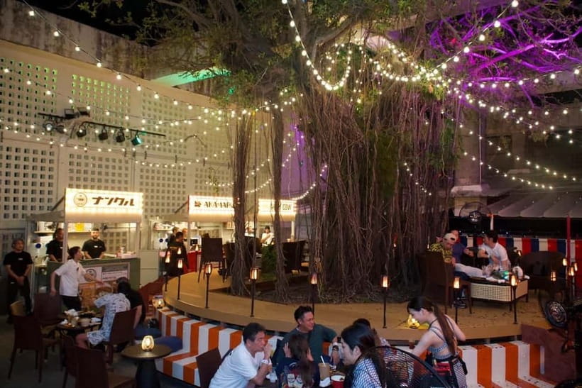 Okinawa:Sky BAR TOPTREE Nightclub Entry Ticket+Drink & VIP - Timing, vouchers, and the single-entry rule