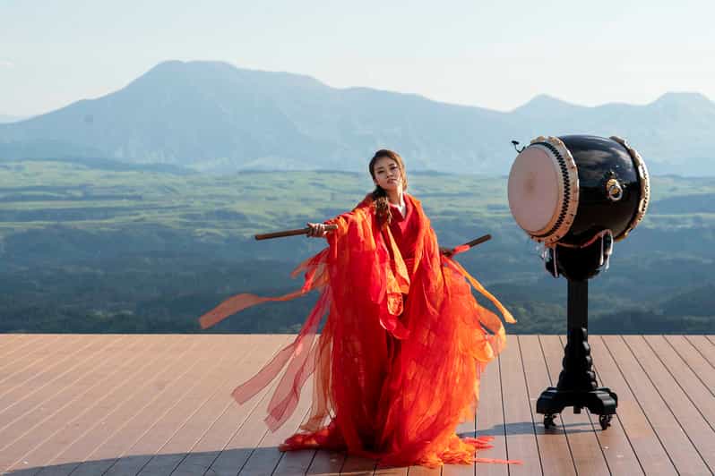 Open-air theater "Tao- no-Oka" Drum TAO Live performance - A few key things that make TAO-no-Oka special