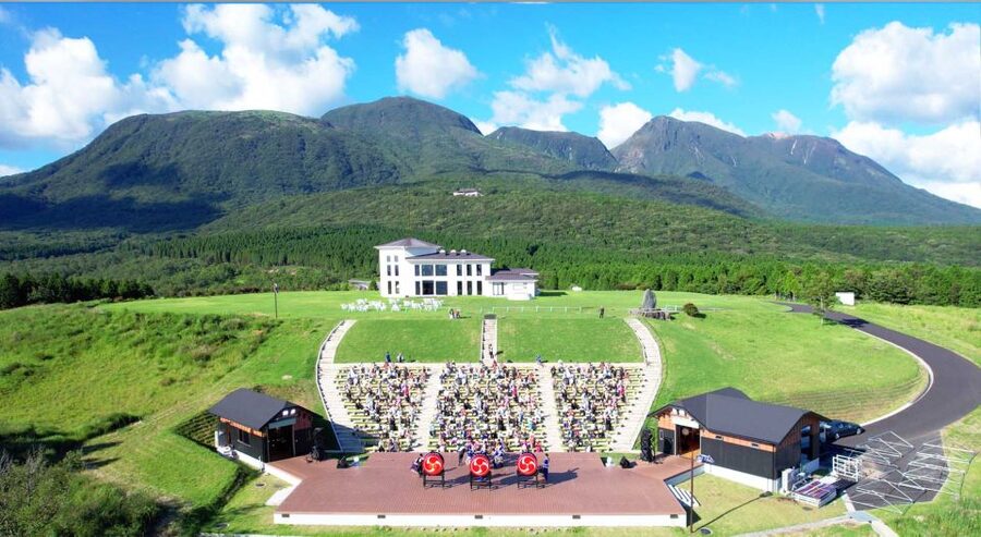 Open-air theater "Tao- no-Oka" Drum TAO Live performance - Ticket value: around $30, what you actually get