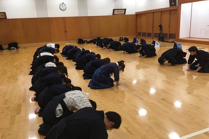 Osaka 2-Hour Genuine Kendo / Samurai Experience In Japan - Meeting at Shigino Hall: Easy Start, No Hotel Chaos