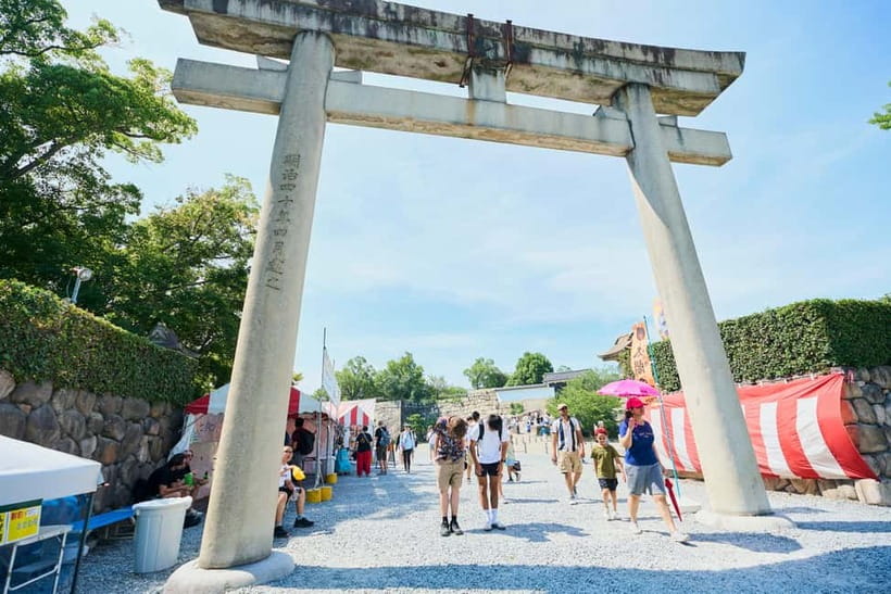 Osaka: Castle History Walking Tour / Castle Tower Admission - The largest stone and hidden mason marks you should hunt