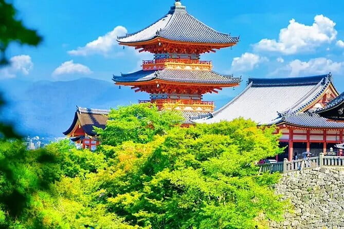 Osaka Castle & Samurai History Walking Tour - Stop 4: Miraiza Osaka-jo, military heritage in a museum stop