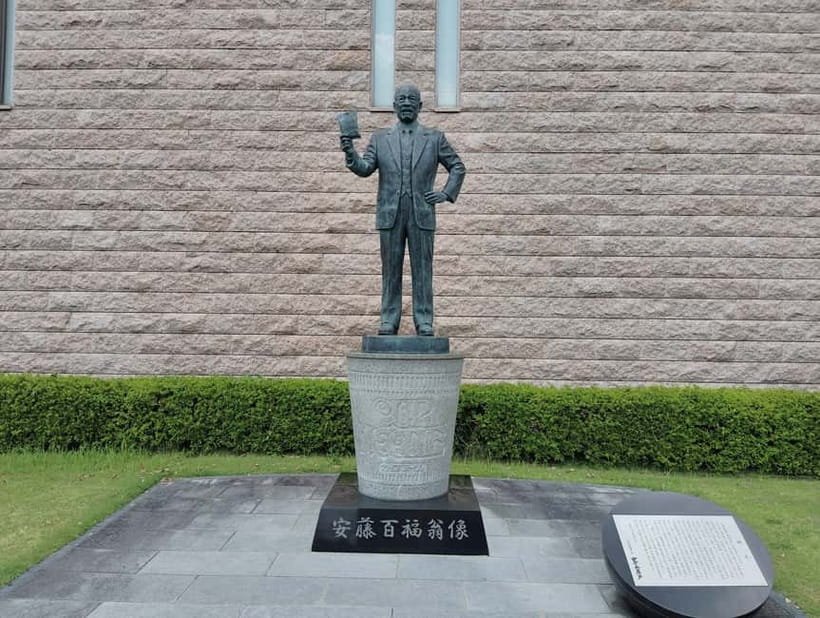Osaka: Cup Noodles Museum Guided Tour (90 Minutes) - History and Innovation Exhibits: What You Learn Beyond the Packaging