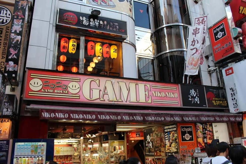 Osaka Dotonbori: Hand Roll Sushi Experience - What to bring so you feel comfortable in tatami seating