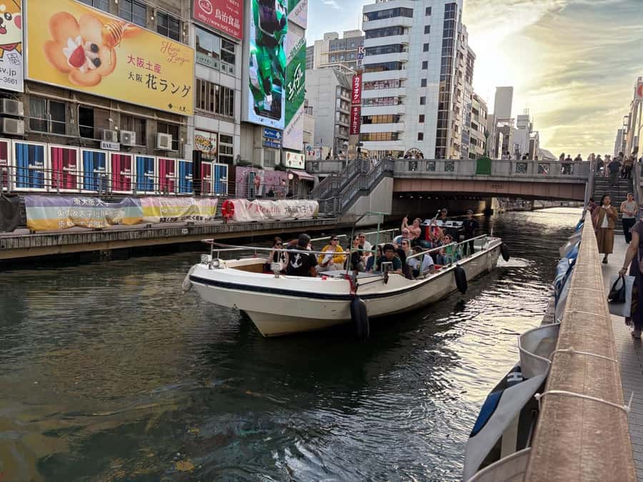 Osaka: Dotonbori's Bridges 20-Minute Cruise - Why Dotonbori’s Bridges Feel Like a Different City From the Water