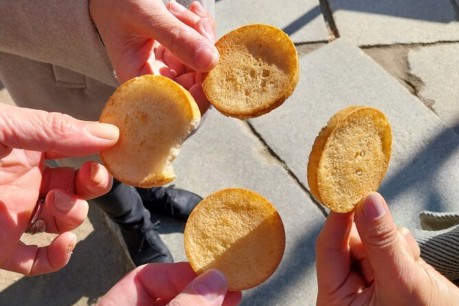 Osaka Food Tour with 10 Classic Japanese Tastings & Drinks - Who this Osaka food walk fits best