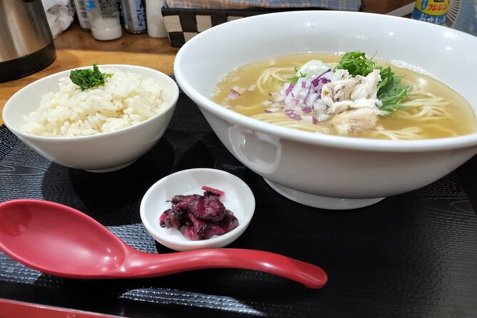 Osaka Half-day E-bike Adventure: Minoh Falls & Katsuoji Temple - How the e-bike ride feels: effort, safety, and first-timer comfort