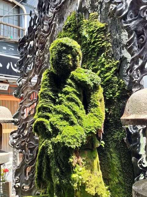 Osaka: Half-day Ultimate Highlights Guided Walking Tour - Shinsekai and Tsutenkaku: retro Osaka after the markets