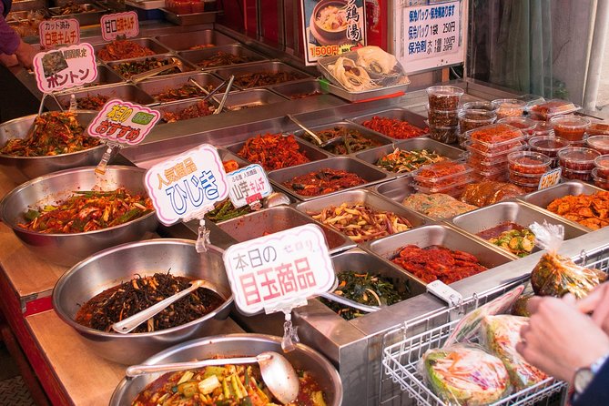 Osaka Highlights: 4-Hour Walking Tour with Castle - Stop 2, Tsuruhashi Ichiba: market chaos you can enjoy