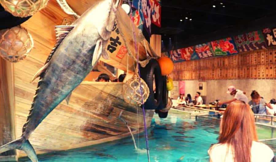 Osaka: Hotspots & Hidden Gems Walking Tour Private or Group - Longer private hours: knife demos, East Shinsaibashi food streets, and a living museum
