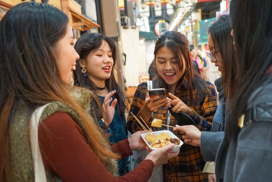 Osaka: Kuromon Market Food Walking Tour (6 stops, 6 tastes) - Kuromon Ichiba Market: the Kitchen of the Nation, in practice