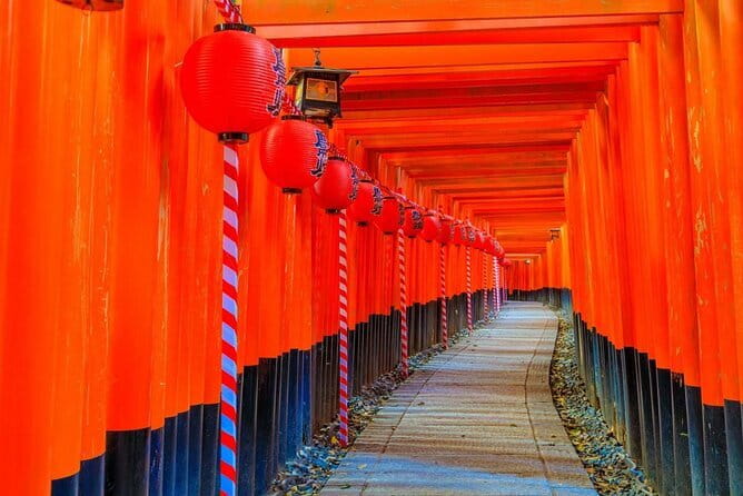 Osaka & Kyoto & Nara Top Hightlights English Speaking Tour - Kicking Off in Osaka: A Long Day That Starts Near Nipponbashi