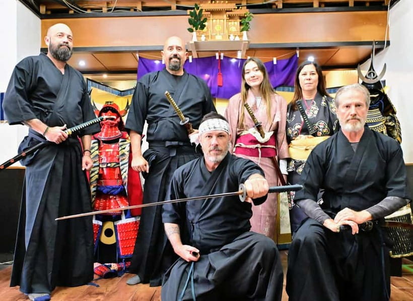 Osaka: Learn Bushido - Trial Slashing with Samurai Sword - The First Moment: Samurai Costume, Bowing, and That Dojo Setup