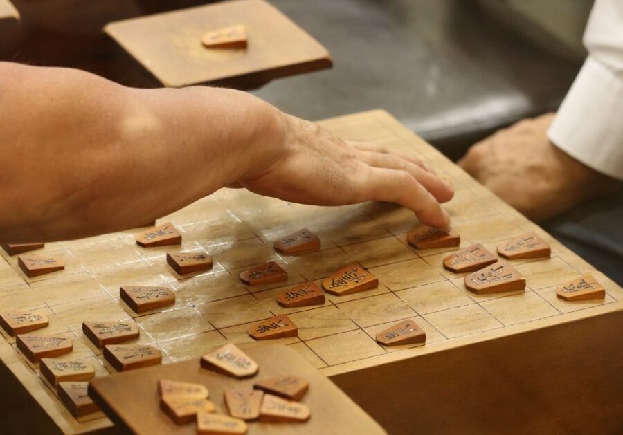 Osaka: Main Sights and Hidden Spots Guided Walking Tour - Kuromon Ichiba and Doguyasuji: market history to kitchen culture