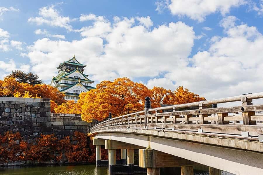 Osaka: Osaka Castle 3 hours Historical Walking Tour - Meeting at JR Osaka-jo Koen Station and Getting Your Bearings
