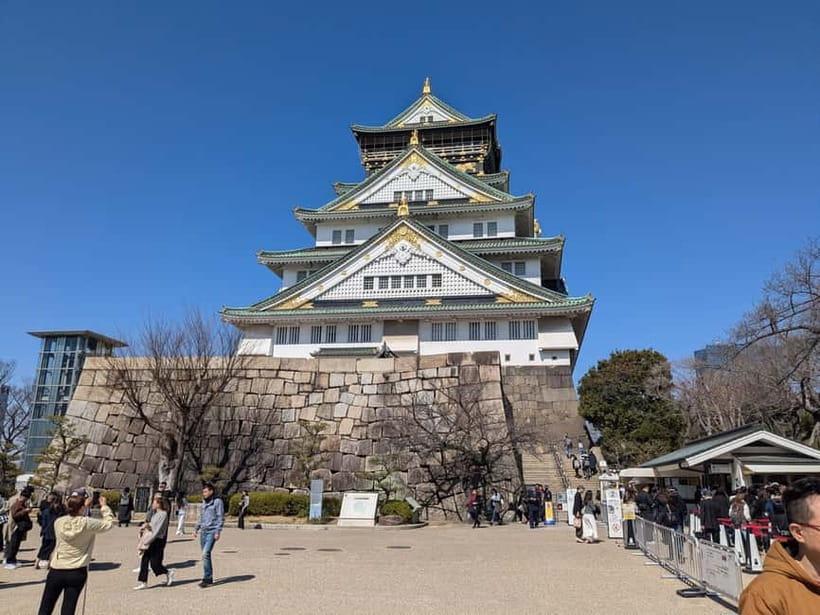 Osaka: Osaka Castle Guided Tour with Local Guide - A Castle Tour That Turns Stone Into Story