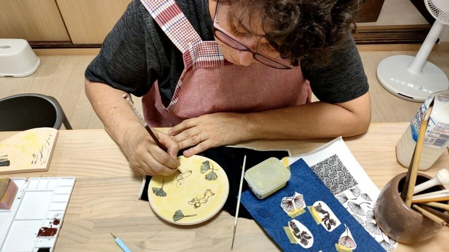 Osaka: Private Ceramic Painting Workshop - A century-old workshop house, in a part of Osaka you may skip