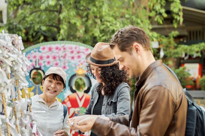 Osaka Private Half-Day Tour with a Local – Secrets & Highlights - Meeting at Dotonbori, then getting your bearings on foot