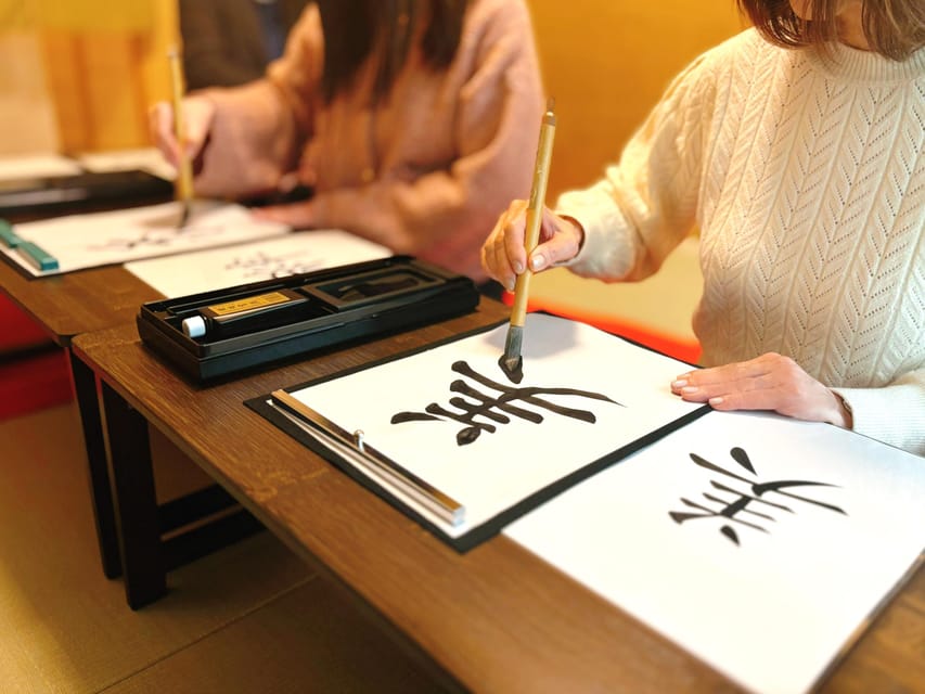 Osaka: Private Japanese Calligraphy Experience - Turning Your Name Into Personality Kanji