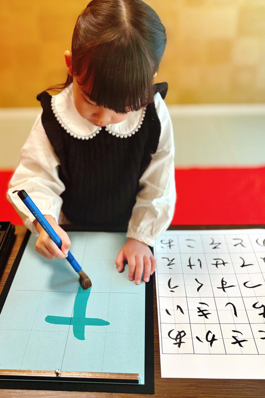 Osaka: Private Japanese Calligraphy Experience - Brushwork Basics, Stroke Order, and Why Your Hand Shakes
