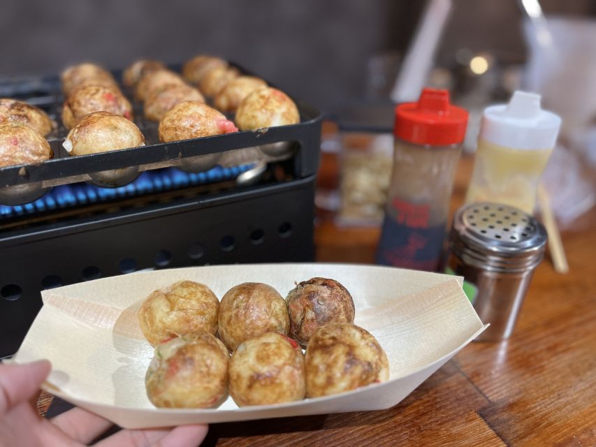 Osaka Sake Tasting with Takoyaki Cooking - What you eat and drink by the end, and pacing your night
