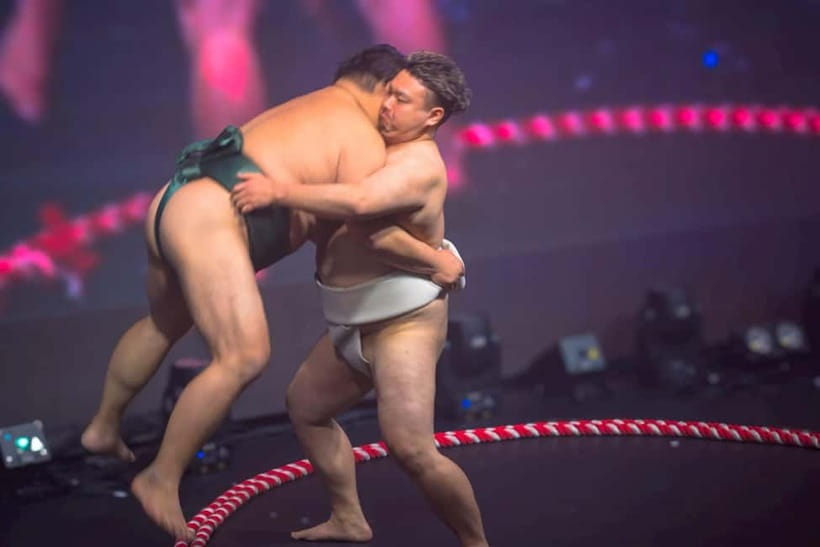 Osaka:SUMO BEATS SHOWCASE: Taiko Drum and Wagyu burger! - Who This Osaka Sumo Beats Night Fits Best