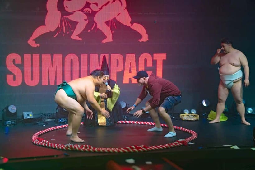 Osaka:SUMO BEATS SHOWCASE: Taiko Drum and Wagyu burger! - Opening Night Energy: From Silence to Full Impact